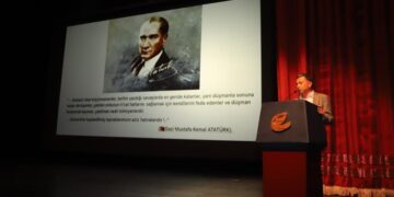 “Mustafa Kemal’in Sofya Yılları” belgeseli Türkiye’de ilk kez Eskişehir’de sahnelendi