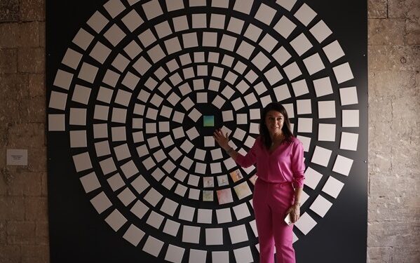 Lolita Asil’in “Yer- Yüzü Gök-Yüzü” Sergisi Mardin’de açıldı