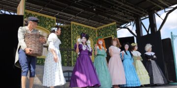 “Troya Kültür Yolu Festivali”nde çocuk kahkaları