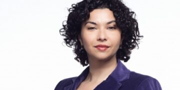 Bin Yaprak Kurucusu Melek Pulatkonak: Gelecek kadınla, gelecek