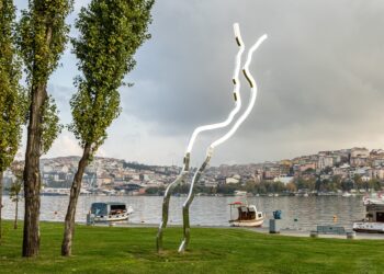 İstanbul Bienali’nin Koç Holding Desteğiyle Gerçekleştirdiği Üçüncü Kalıcı Eser İstanbul’la buluşuyor