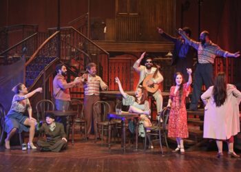 “Fosforlu Cevriye” Şehir Tiyatroları’nda