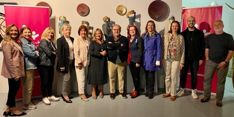 Koruncuk Vakfı Yararına #HayalimOkul Sergisi