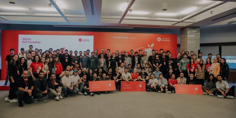 Akbank ReFi Hackathon’un kazanan takımları belli oldu!