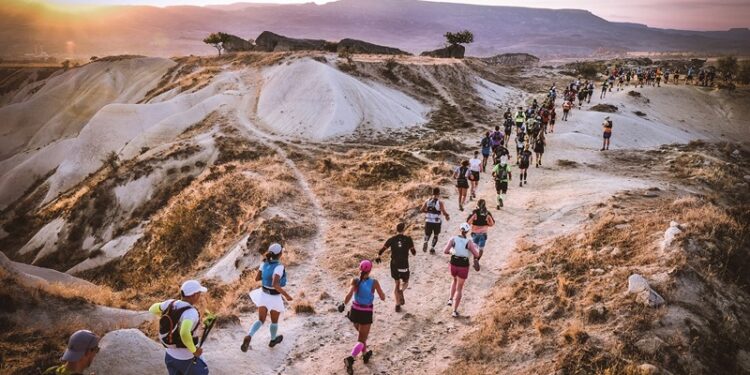 Kapadokya’nın büyülü atmosferinde patika koşusu