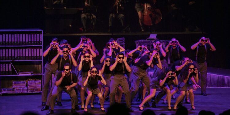 Mersin Şehir Tiyatrosu “ Gözlerimi kaparım vazifemi yaparım”