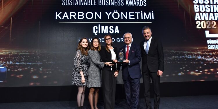 Değişime yön veren lider projelerin ödüllendirildiği “Sürdürülebilir İş Ödülleri”nden TEGV’e ödül