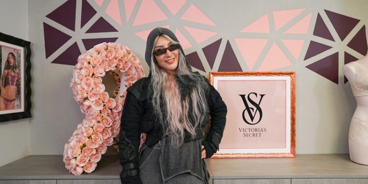 Hande Yener “Meme Kanseri” Sürecini tüm ayrıntılarıyla anlattı…