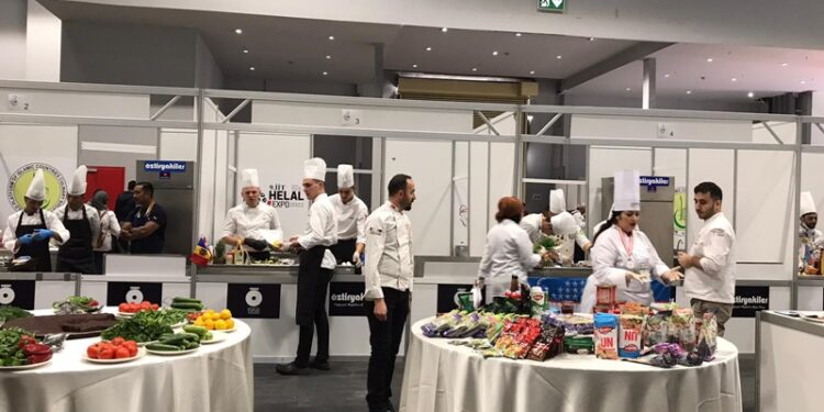 Dünya aşçıları şampiyonluk için yarıştı