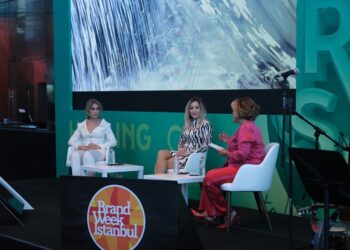 Avène Termal Suyun ve Sanatın İyileştirici Gücü   Brandweek “Time to Heal” Sahnesinde konuşuldu