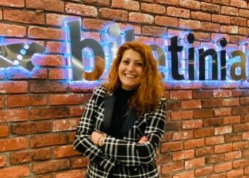 Biletinial “Cuma Sahnesi” kampanyası ile 16 dakikada 10 bin tiyatro bileti hediye ederek bir rekora imza attı