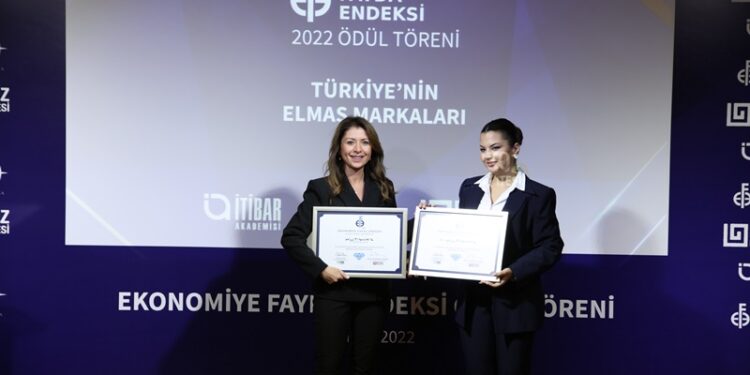 NG Kütahya Seramik ve Kütahya Porselen’e Elmas marka ödülü