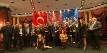 İsmet Küntay tiyatro ödülleri’nden şehir tiyatroları’na iki ödül