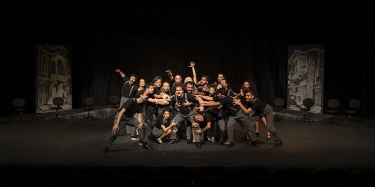 Mersin Şehir Tiyatrosu Ödüle doymuyor