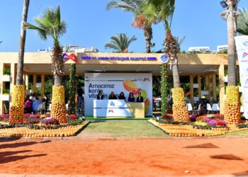 Mersin, Narenciye Festivali’nde buluştu