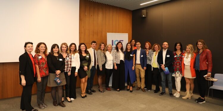 ICF Türkiye, Koçluk terapi ilişkisini ele aldı