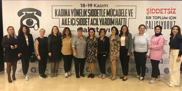 Aile içi şiddet acil yardım hattı çalıştayı düzenlendi