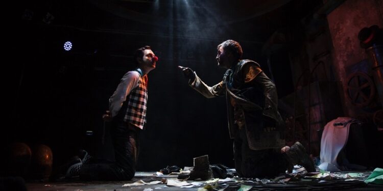 İstanbul Devlet Tiyatrosu Oyuncu, Yönetmen Okday Korunan’dan “İyi Şanslar”