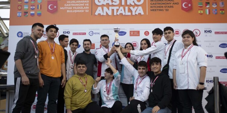GastroAntalya’da yarışan genç şeflere yurt dışından iş teklifi yağdı
