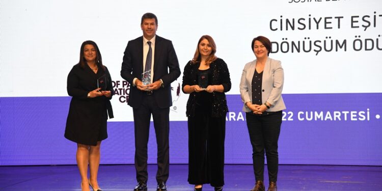 Cinsiyet Eşitlikçi Dönüşüm Ödülleri Sahiplerini buldu