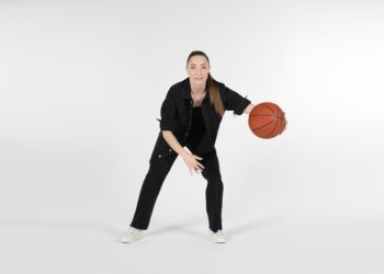 COLIN’S “Engellerini sallamazsan dünyayı sallarsın!” diyor