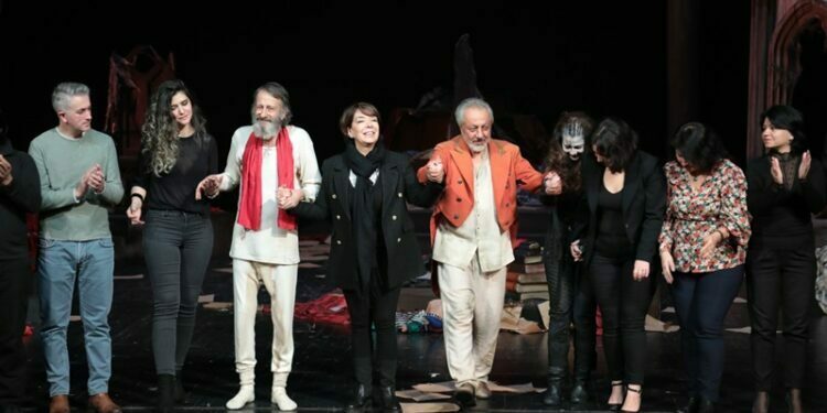 Bir Anton Çehov Klasiği “Kuğunun Şarkısı” Prömiyerini yaptı