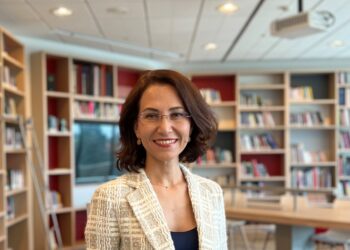 Akbank görme engelli müşterilerine engelsiz bankacılık hizmeti sunuyor