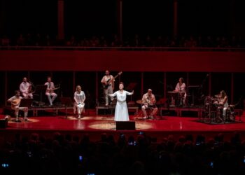 Yaşar Kemal sempozyumu Kardeş Türküler konseriyle sona erdi