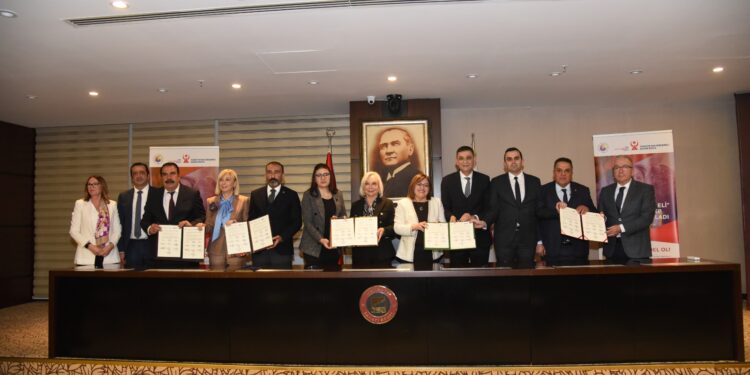 Sanayide Kadın Eli Projesi için proje’sinin lansmanı GSO’da yapıldı