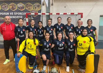 Hokeyin sultanları sahalarda fırtına estirdi!