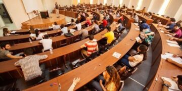 YÖK’ün uzaktan eğitim kararına dava açtık