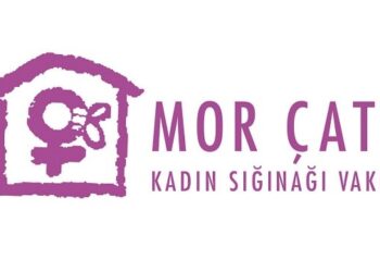 Eşitsizlik ve adaletsizliğe karşı birbirimizden ve dayanışmamızdan aldığımız güçle feminist mücadelemizi büyütüyoruz!