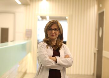 Depremzede kadınlar, yaralarını nasıl sarmalı?