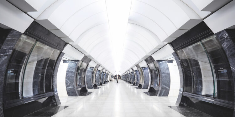 Dünyanın en uzun dairesel metrosu açıldı