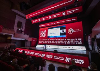 Prof. Dr. Selva Demiralp: Çözümü biliyoruz, başarıyla yürüme gücüne sahibiz