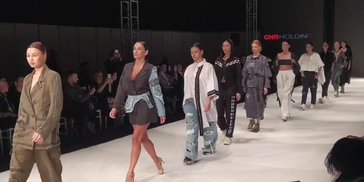 En prestijli moda fuarına yabancı alıcılar akın etti