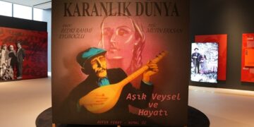 Aşık Veysel ‘Veysel Gider, Adı Kalır’ sergisi AKM’de açıldı