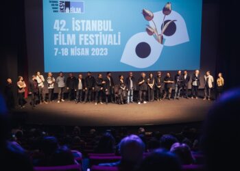 Netflix’in filmi Boğa Boğa, 42. İstanbul Film Festivali’nde prömiyerini gerçekleştirdi