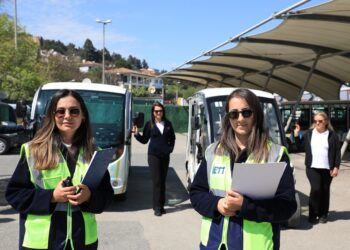 Adalar’da ulaşımı kadınlar yönetiyor
