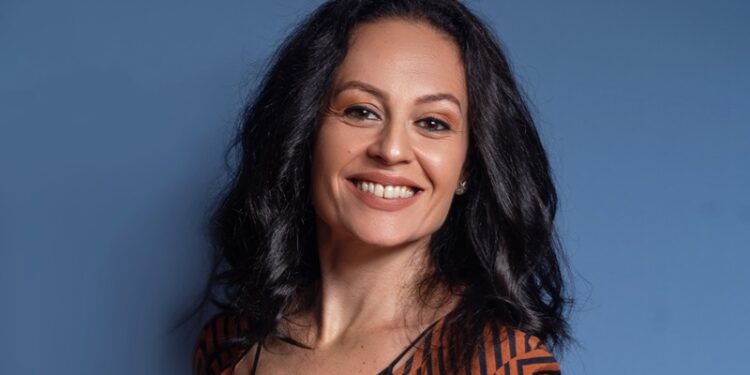 “Gelsin Hayat Bildiği Gibi”nin oyuncusu Özlem Türay ayrılığın bilinmeyen yüzünü anlattı