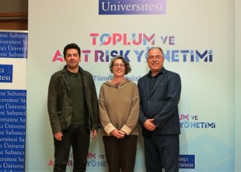 Mert Fırat : Afet zamanı saha da ofiste de çalışacak gönüllülere ihtiyaç var