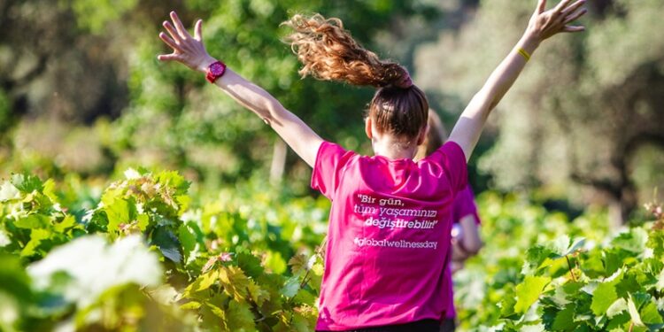 Global Wellness Day Dünyayı Dansa Davet Ediyor!