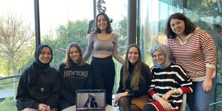 Papara kadın istihdamında sektör ortalamasını ikiye katladı