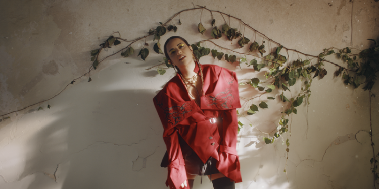 Duygu Soylu’dan “Ayrılıklar Bitmez”