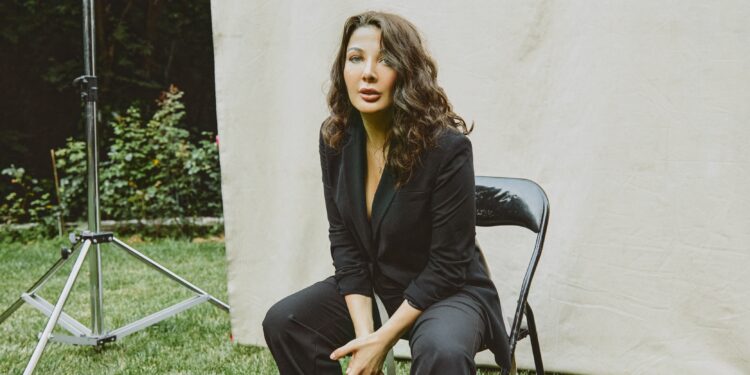 Eylem Tok, yeni kitabıyla; hayatı farklı bir pencereden ele alacak