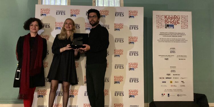 Köprüde buluşmalar’da ödüller sahiplerini buldu