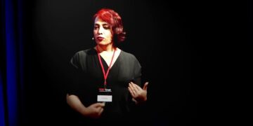 Zeynep Esmeray Özadikti : “Biz hortum Süleyman’la uğraştık, şimdi gençler başka Süleyman’la uğraşıyor”