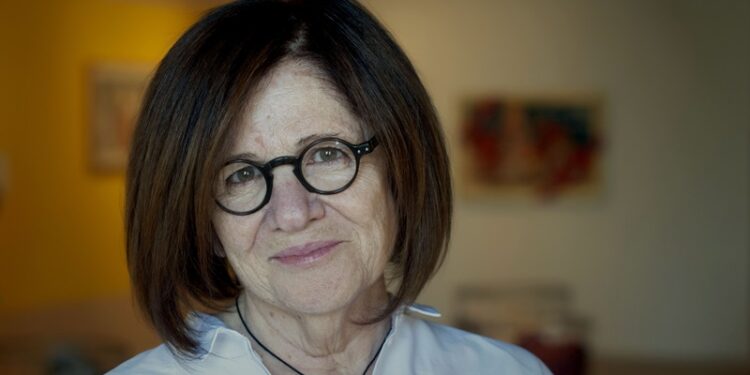 SAHA’dan Gülsün Karamustafa’nın uluslararası projelerine destek