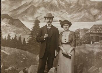 Zinnur Fenmen Güvenç ile Lamia Refik Fenmen ve Ailesi /Röportaj Rengigül Yaltırık Ural