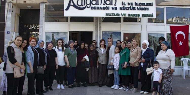 Meral Seçer : ” Bir ışık lazım bir köprü lazım biz size köprü olacağız”
